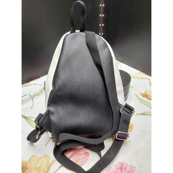 FUNKO Star Wars Bo-Katan Kryze Backpack tiny flaw READ Disney - Picture 3 of 7